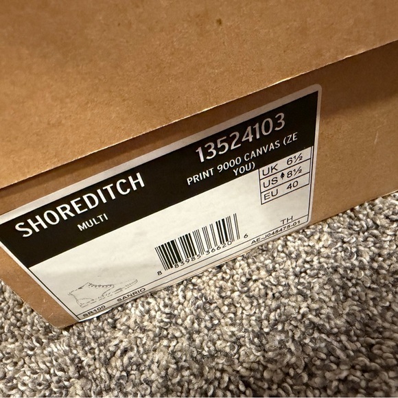 NEW rare doc marten x hello kitty high top sneaker boot size 8.5 - Picture 3 of 6